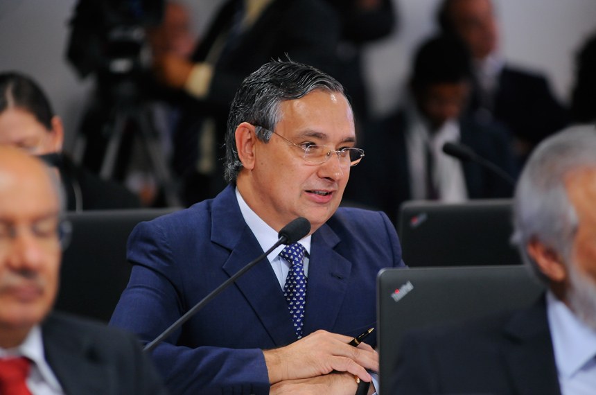 Amorim relator