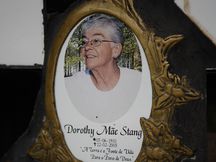 Completam dez anos do assassinato da missionária norte-americana Dorothy Stang. Na foto, o túmulo de Dorothy Stang, em Anapu (Tomaz Silva/Agência Brasil)