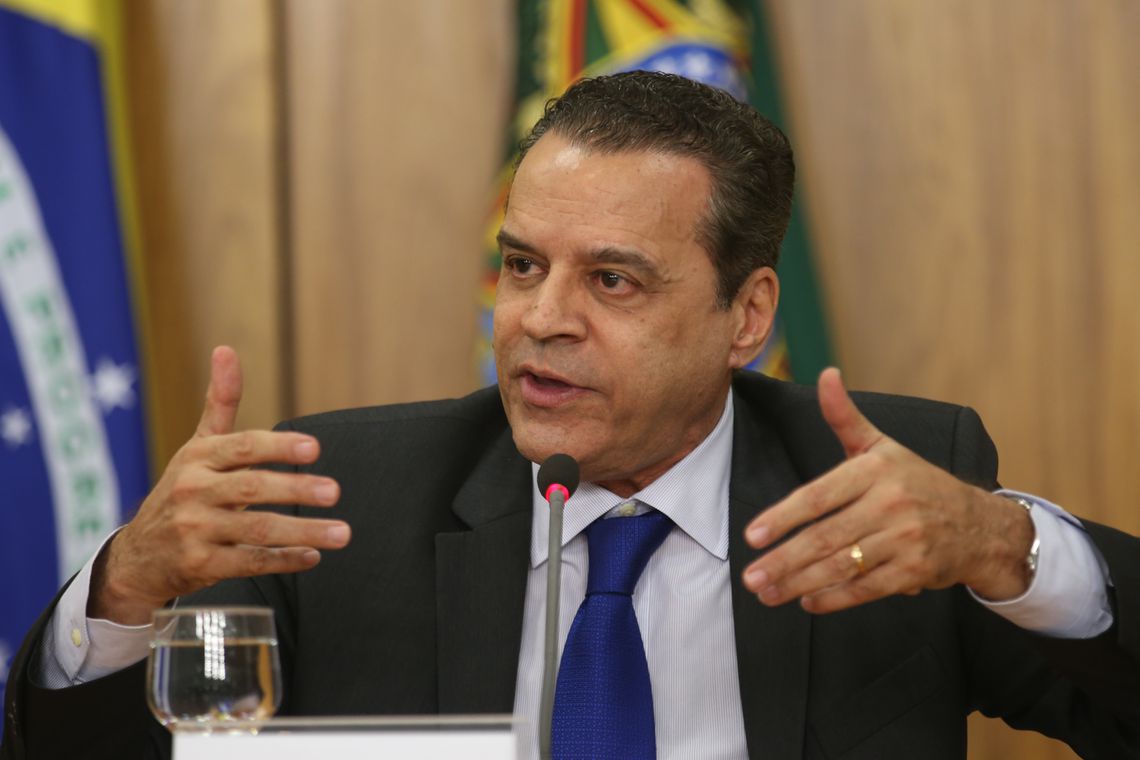 Brasília - O ministro do Turismo, Henrique Eduardo Alves, fala sobre os Jogos Olímpicos e Paralímpicos Rio 2016, no Palácio do Planalto (Fabio Rodrigues Pozzebom/Agência Brasil)
