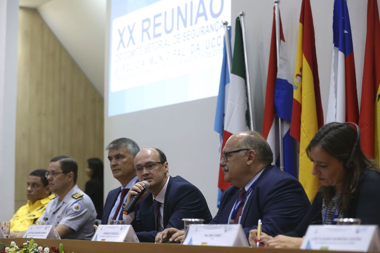 Cerimônia de abertura da 20ª Reunião do Comitê Setorial de Segurança e Polícia Municipal, da União das Cidades Capitais Ibero-Americanas (UCCI).