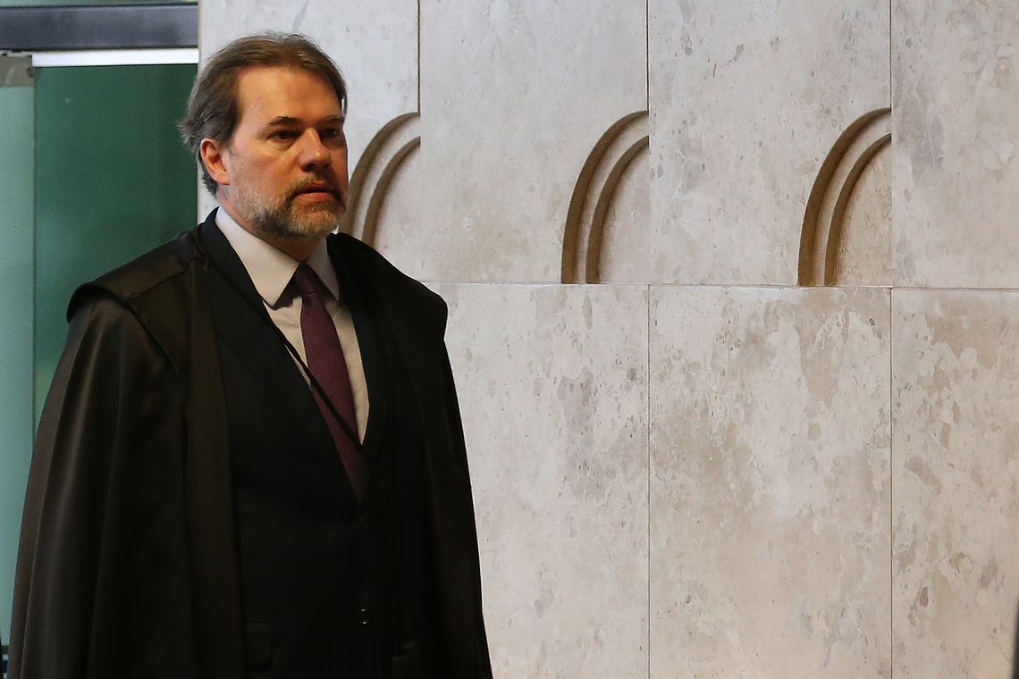 O ministro do Supremo Tribunal Federal (STF) Dias Toffoli durante sessão plenária.