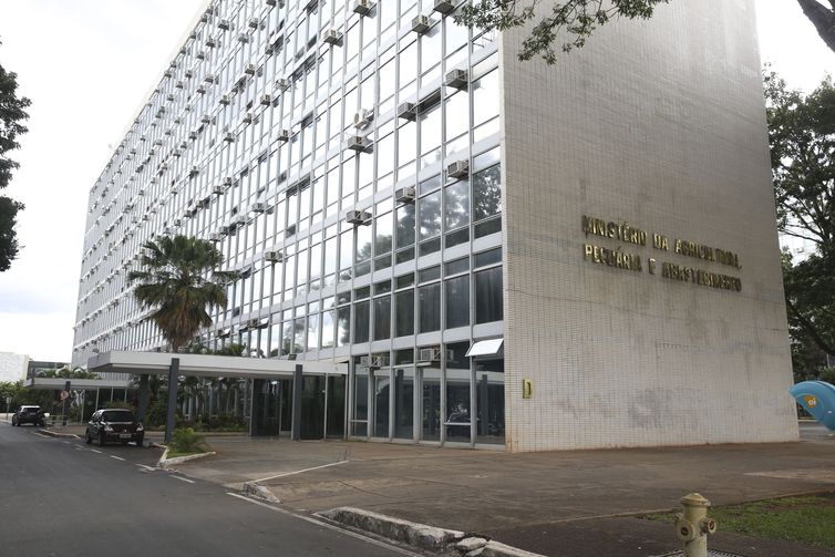 Brasília - Foto da Faixada do Ministerio da Agricultura (Valter Campanato/Agência Brasil)