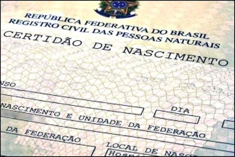 O governador Beto Richa entregou ordem de serviço para início dos trabalhos de Dragagem de maunutenção nos canais de acesso aos Portos de Paranaguá e Antonina, aos diretores da DTA Engenharia Ltda. Presentes no ato: Superintendente dos Portos de Paranaguá e Antonina – APPA, Luiz Henrique Dividino, os secretários: Chefe da Casa Civil, Eduardo Sciarra, de Infraestrutura e Logística, José Richa Filho, os diretores da DTA Engenharia, João Acácio de Oliveira Neto e Irani Gonsalves.
Curitiba, 07-12-15.
Foto: Arnaldo Alves / ANPr.