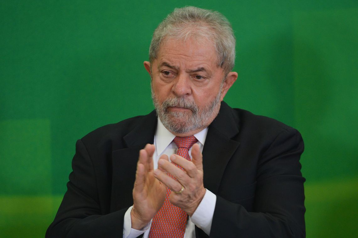 Brasília - O novo ministro da Casa Civil, Luiz Inácio Lula da Silva, durante cerimônia de posse (José Cruz/Agência Brasil)