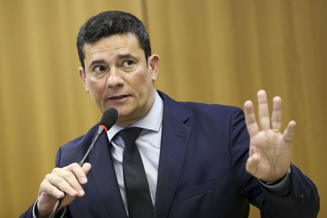 O ministro da Justiça e Segurança Pública, Sergio Moro, durante entrevista coletiva, após reunião com governadores e secretários estaduais de Segurança Pública para apresentar o Projeto de Lei Anticrime.