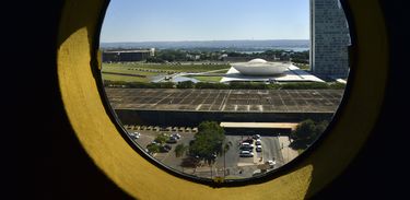 Brasília -  Para evitar confrontos entre manifestantes pró e contra impeachment a Secretaria de Segurança Pública do Distrito Federal definiu divisão de espaço na Esplanada dos Ministérios (José Cruz/Agência Brasil)