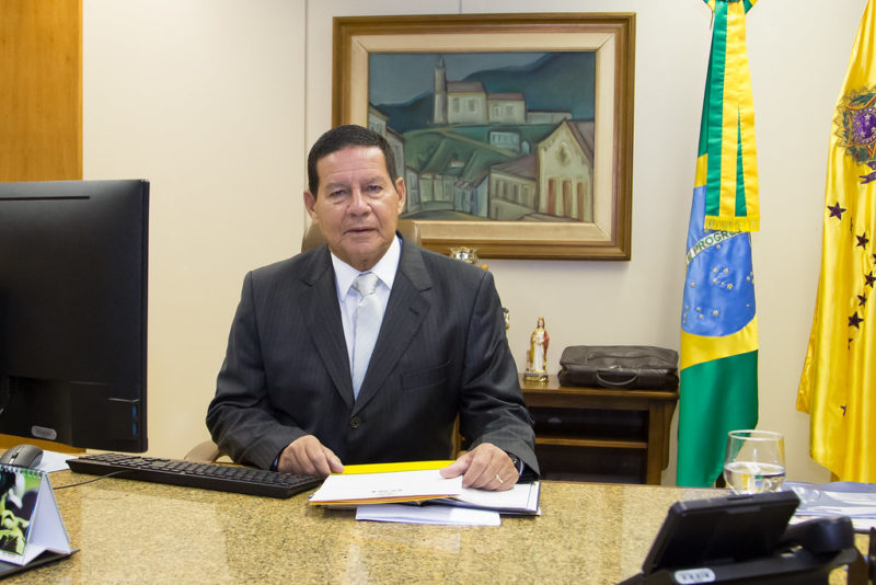 2019 - 01 - 21 Presidente em exercicio