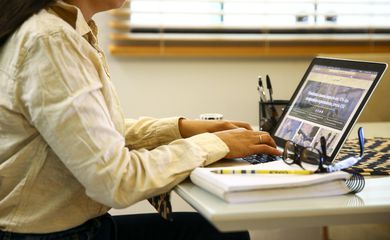 Teletrabalho, home office ou trabalho remoto.