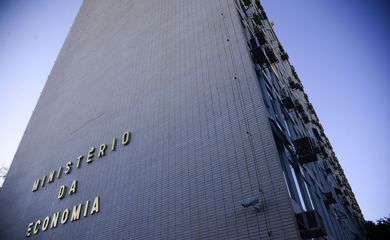 Fachada do Ministério da economia na Esplanada dos Ministérios