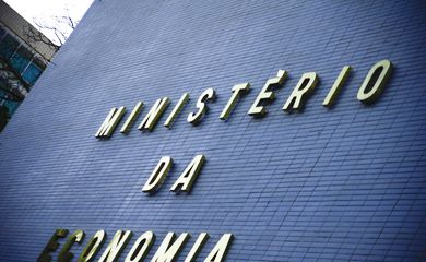 Fachada do Ministério da economia na Esplanada dos Ministérios