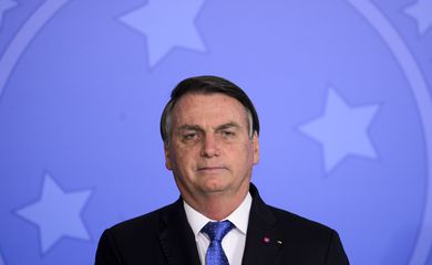 O presidente Jair Bolsonaro durante o lançamento do programa Voo Simples, no Palácio do Planalto.