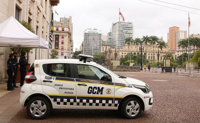 São Paulo - Base da Guarda Civil Metropolitana - GCM em frente a prefeitura, no Viaduto do Chá, região central.