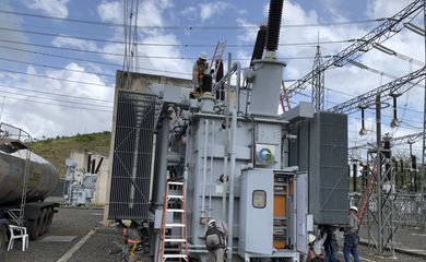 o Ministro de Minas e Energia, Bento Albuquerque, realizou uma visita técnica à subestação de Laranjal do Jari, no interior do Amapá, da empresa Linhas Macapá de Transporte e Energia, a fim de acompanhar as ações de restabelecimento total da energia no estado.