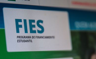 Fundo de Financiamento Estudantil,Fies