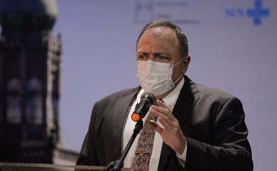 O ministro da Saúde, Eduardo Pazuello durante cerimônia de divulgação do edital de licitação do Complexo Industrial de Biotecnologia em Saúde-CIBS, na Fiocruz.