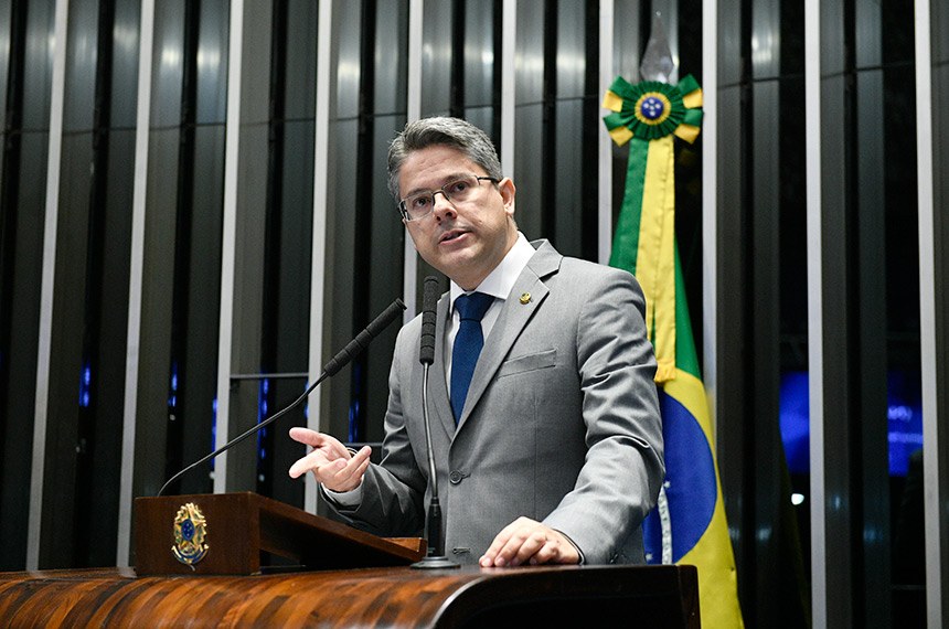 senador