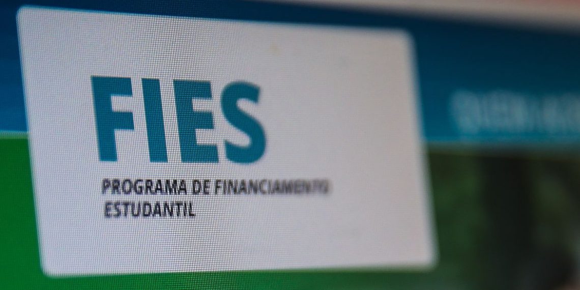 Fundo de Financiamento Estudantil,Fies