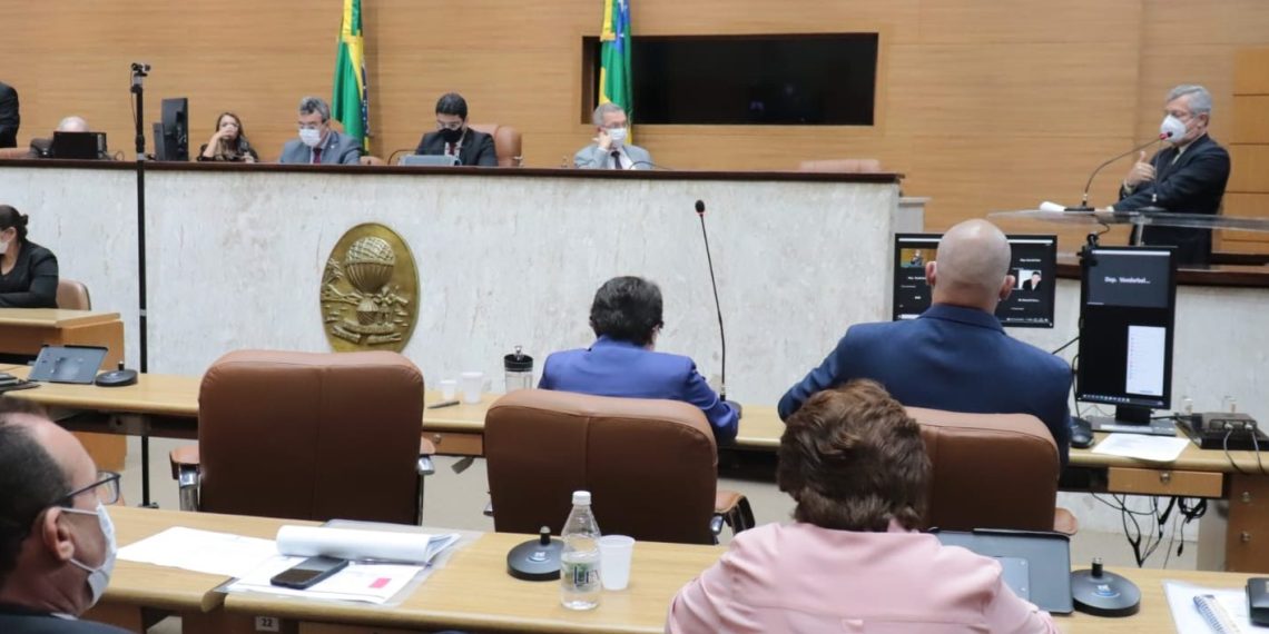 deputados-estaduais-24-02