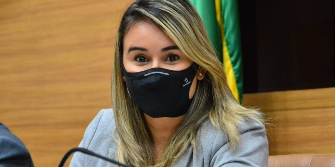 Kitty-Lima-foto-Jadilson-Simoes