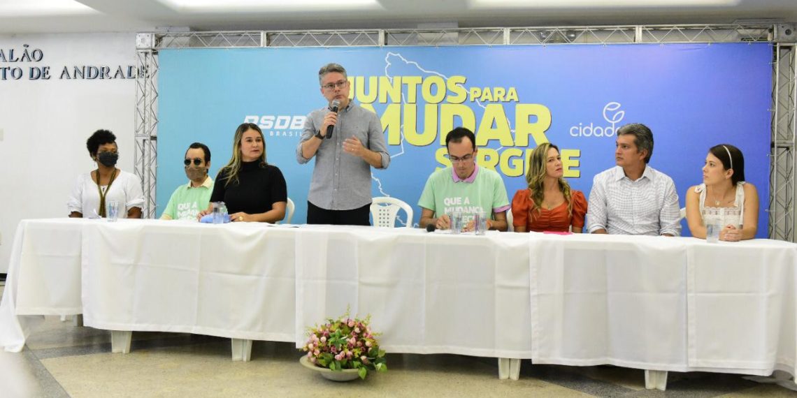 PSDB lança