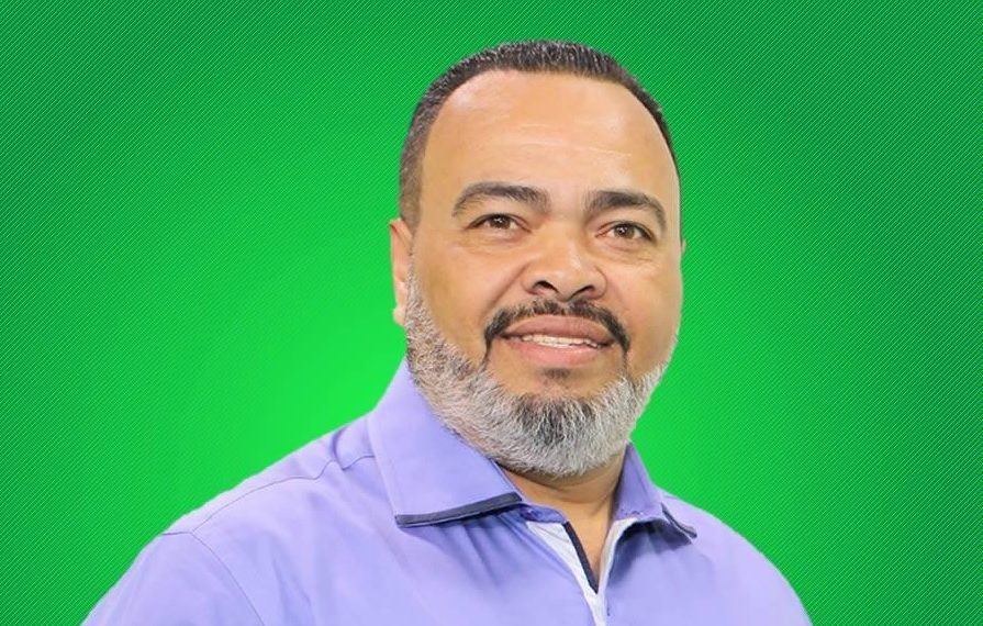 valdevan-noventa-foto-facebook-pessoal