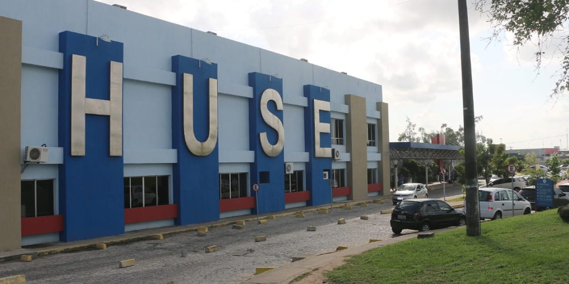 1HUSE