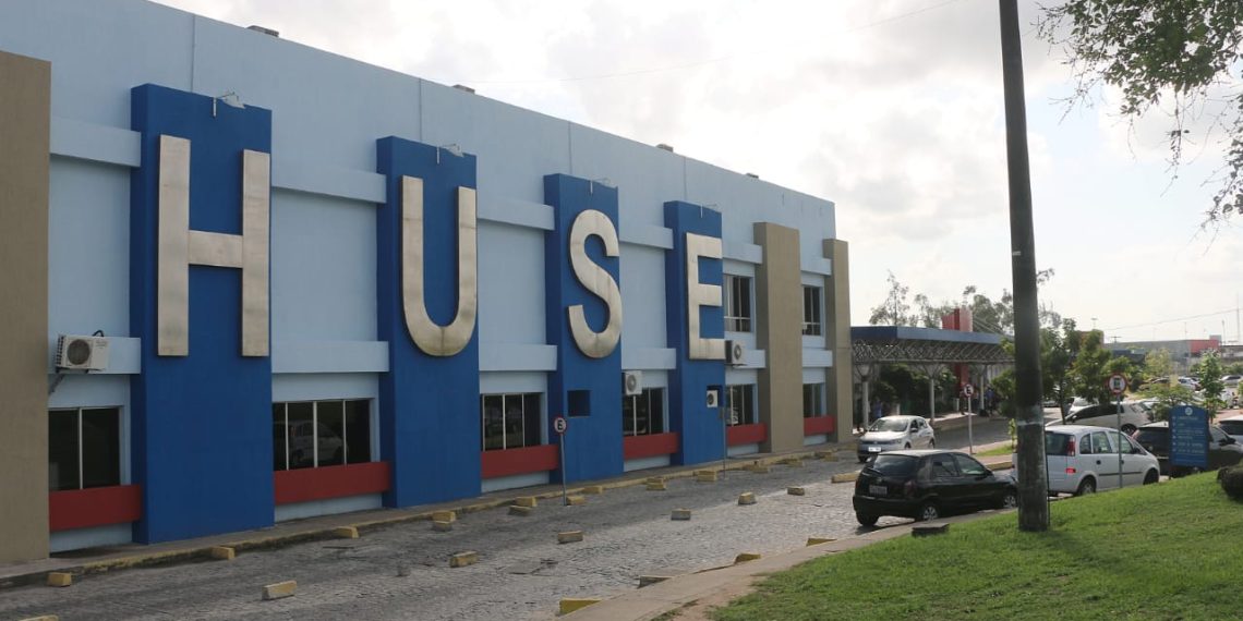 1HUSE