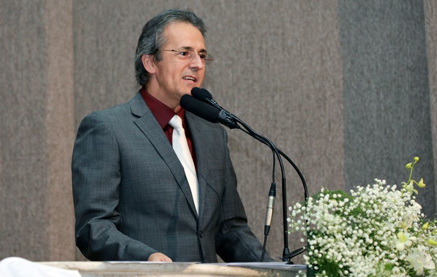 Titulo-de-cidadao-Aracajuano_Jose-Eduardo-Macedo_03122014_132
