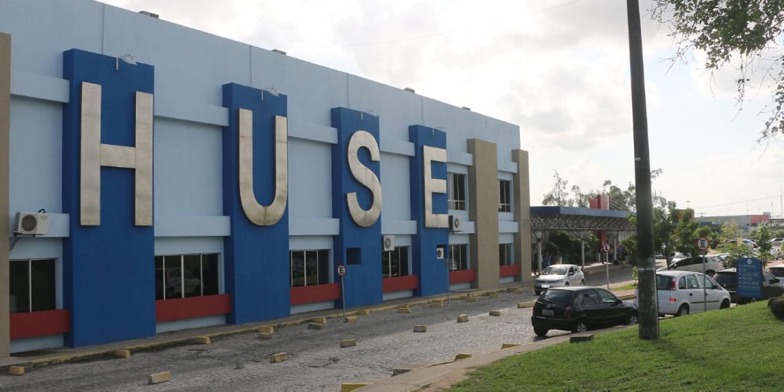 1HUSE