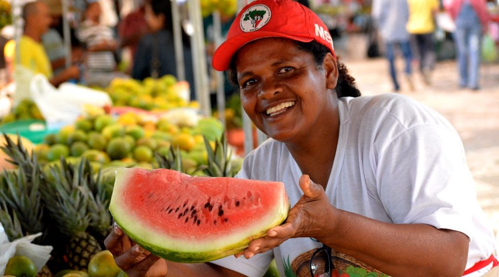 feira-da-agricultura-familiar-mst-foto-luiz-fernando