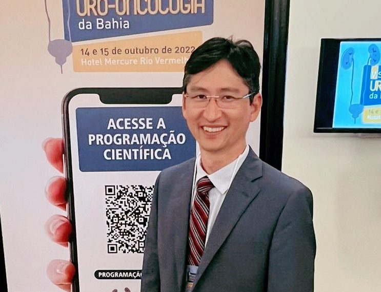 DR ANDRÉ YOICHI UROLOGISTA CIRURGIÃO ROBÓTICO
