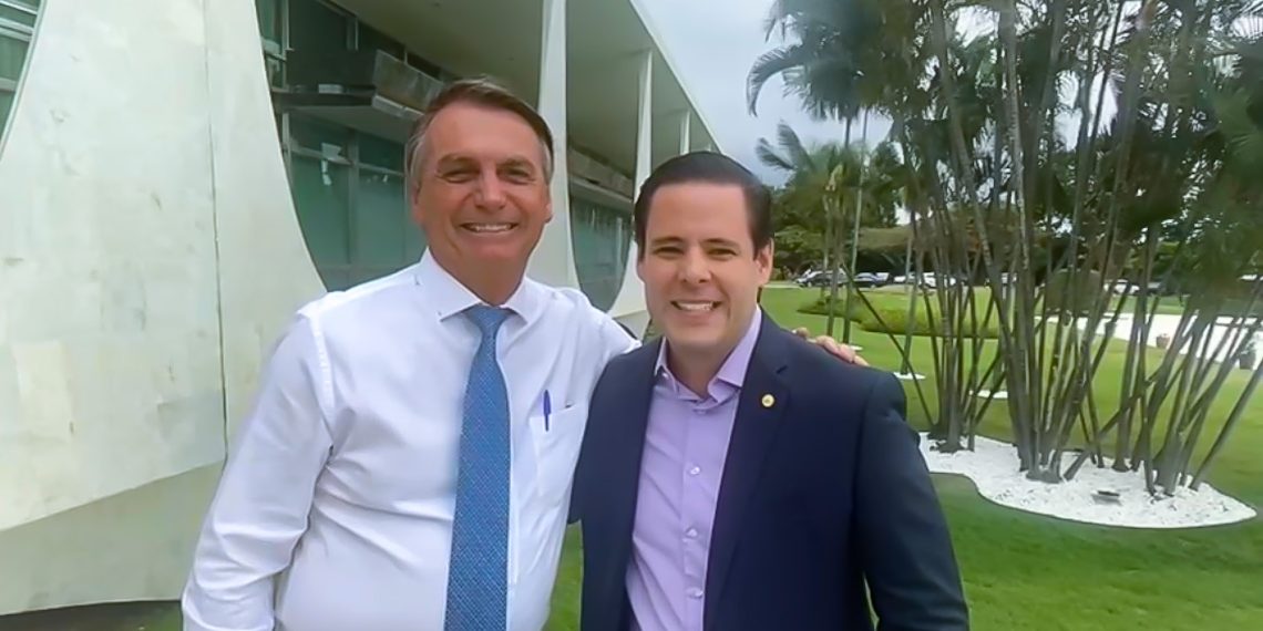 EDE5EB94-3BBA-427E-899B-87884076C2E8