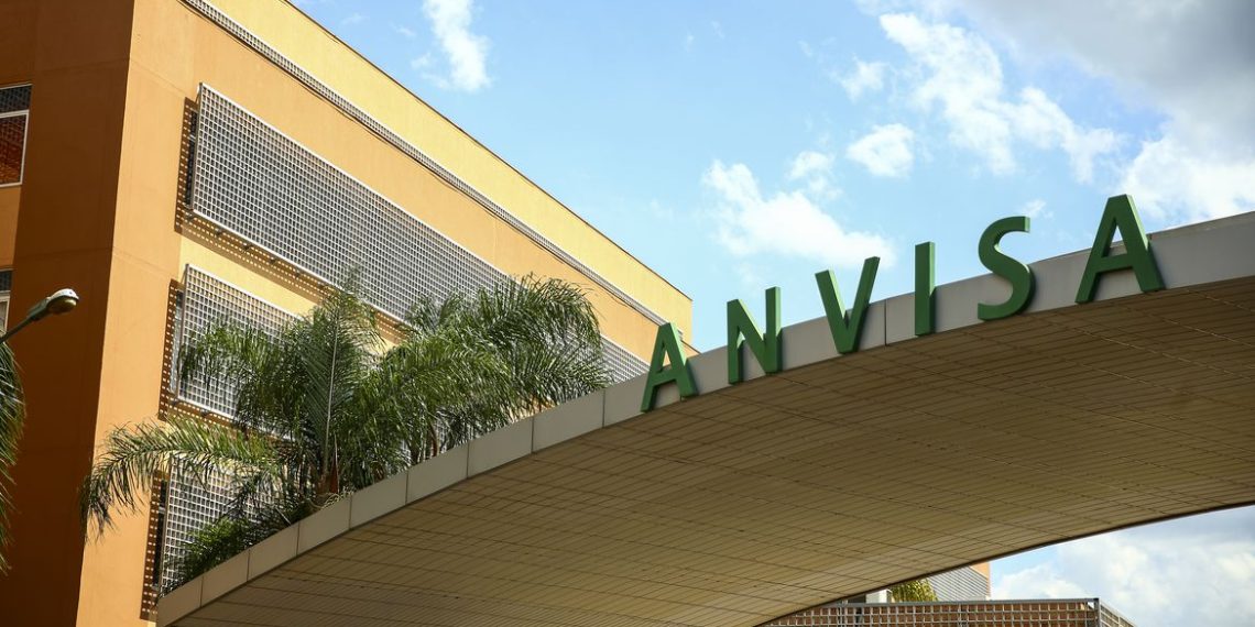 Fachada do edifício sede da Agência Nacional de Vigilância Sanitária (Anvisa).
