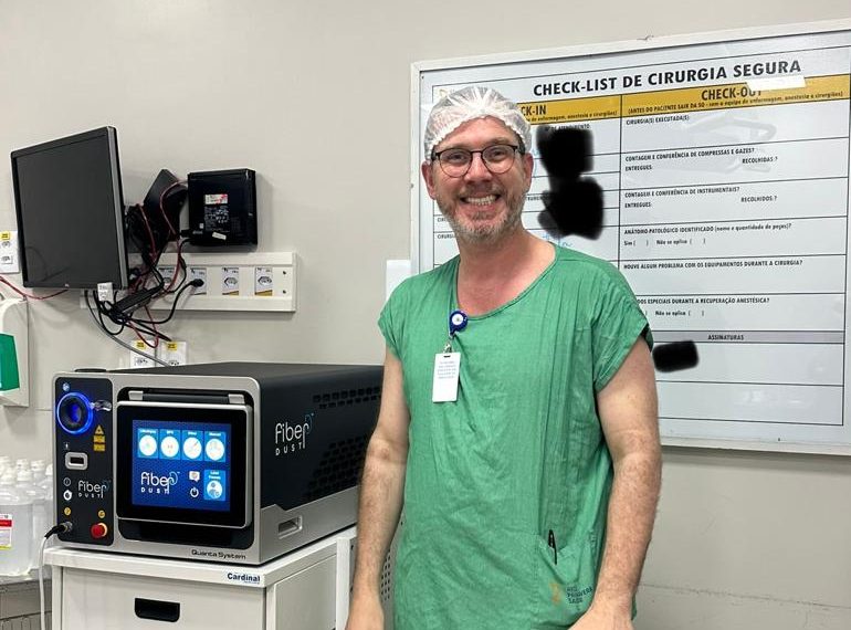 Dr Rodrigo e Thulium Laser