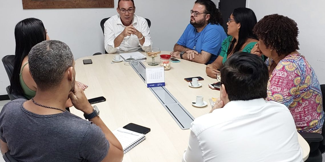 reunião seduc e sintrase_ Silvio Oliveira