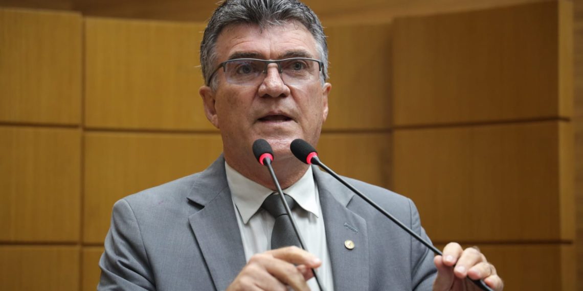 534d433c-15db-4d9d-8248-e0a33378fe09