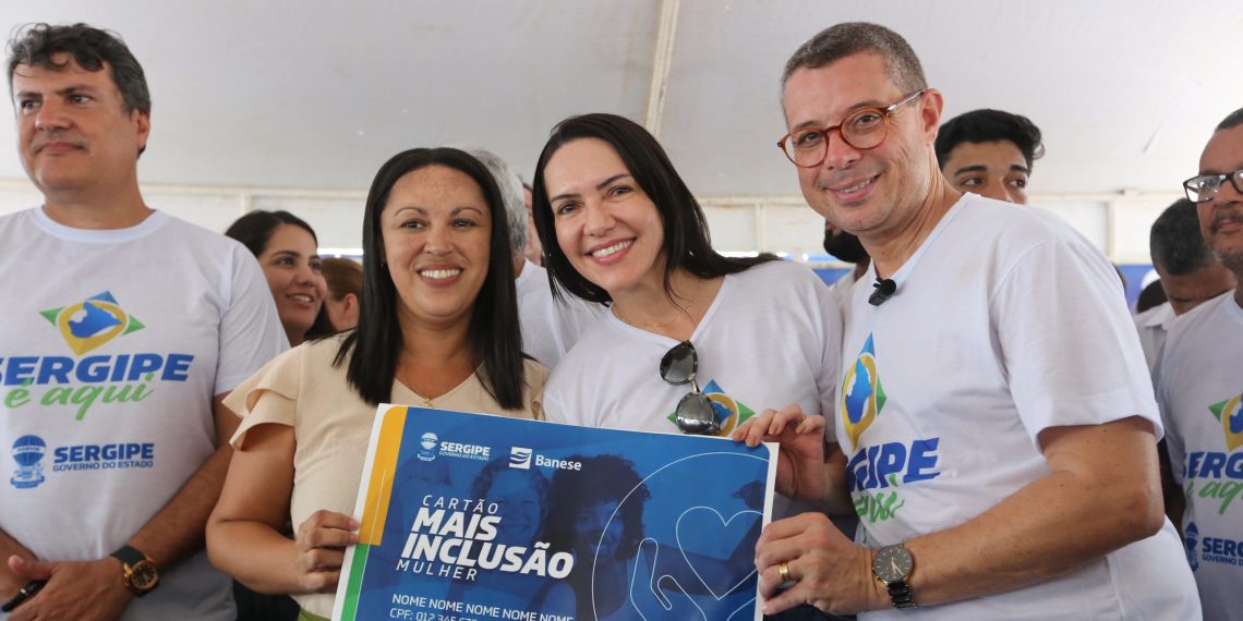 Entrega Cartões CMais_Sergipe é Aqui_Estância (1)