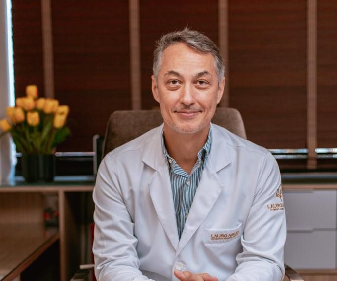 Dr Lauro Abud, otorrinolaringologista