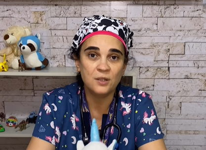 Dra. Andrea Menezes