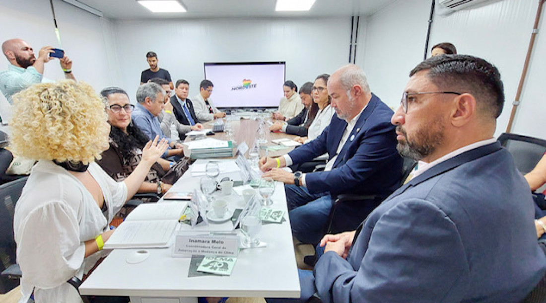 slide_f0ceb60d48557dcd8de4c6192fa815d8