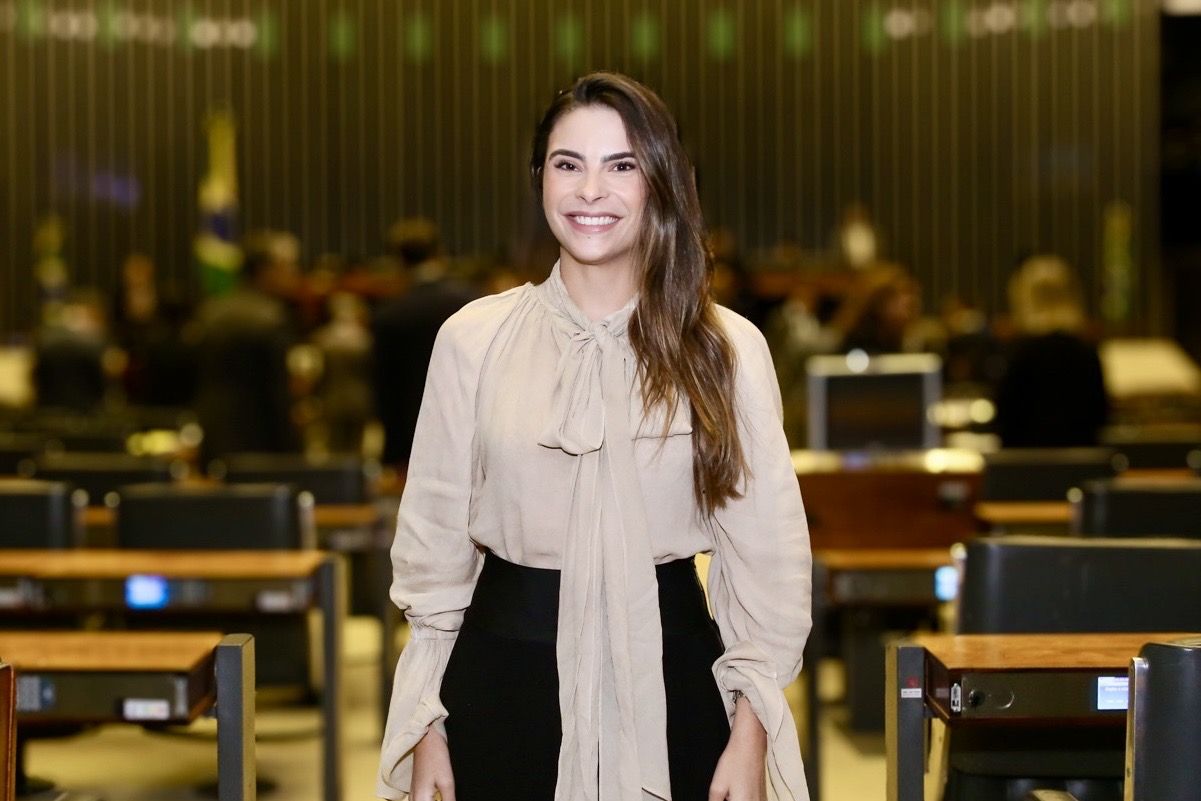 Yandra-Moura