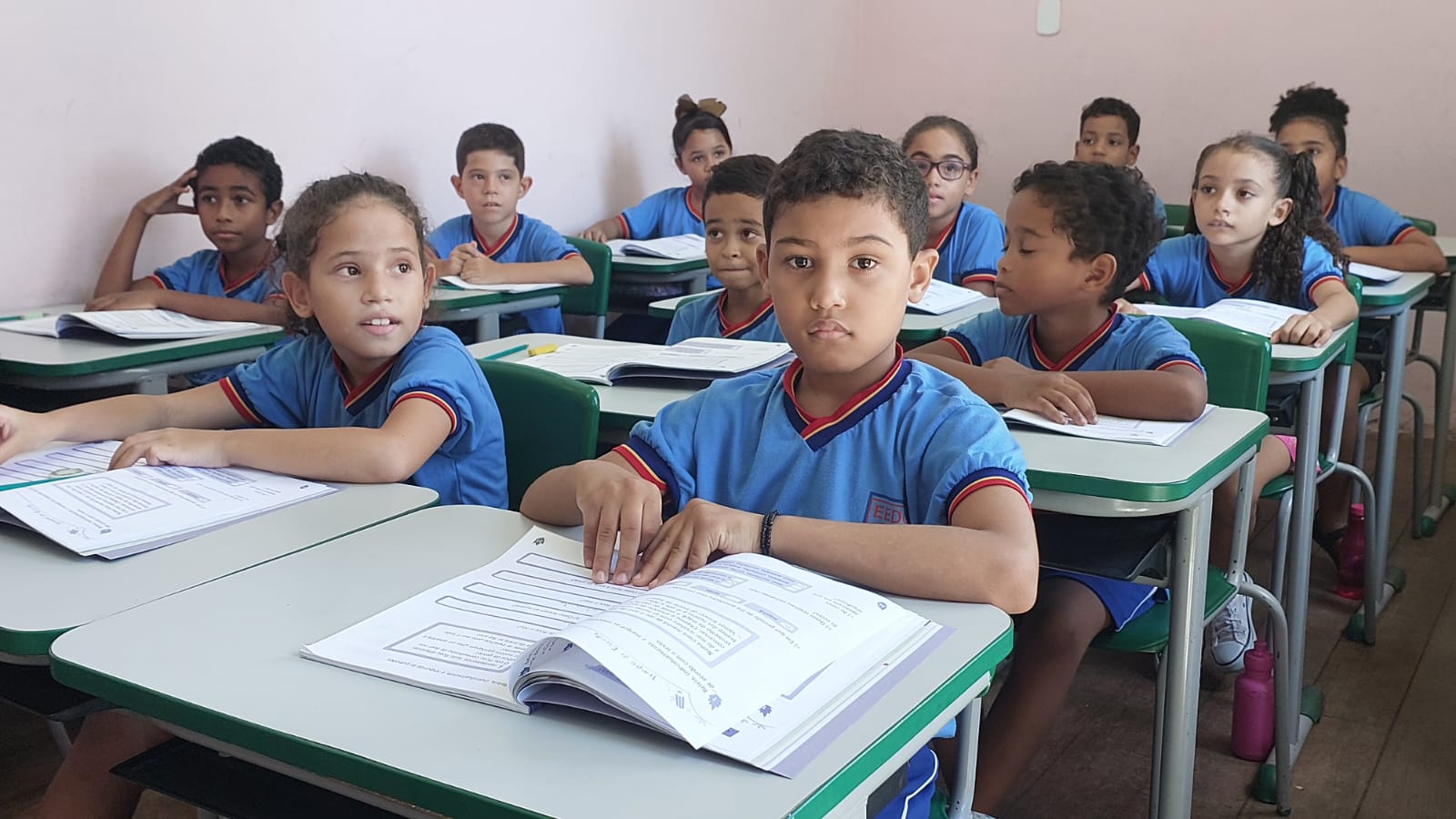 Alunos do 2º ano do Fundamental já mostram desenvoltura com a leitura