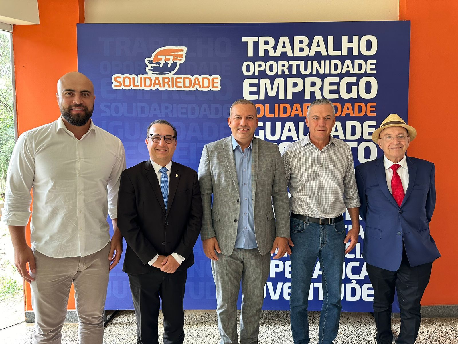 145e0133-3abd-43f3-810a-458869f185c0