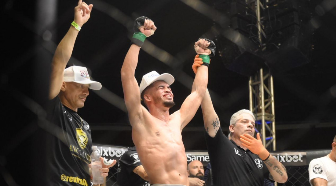 slide_2eefce2ebc823a92fea6dba68e993915