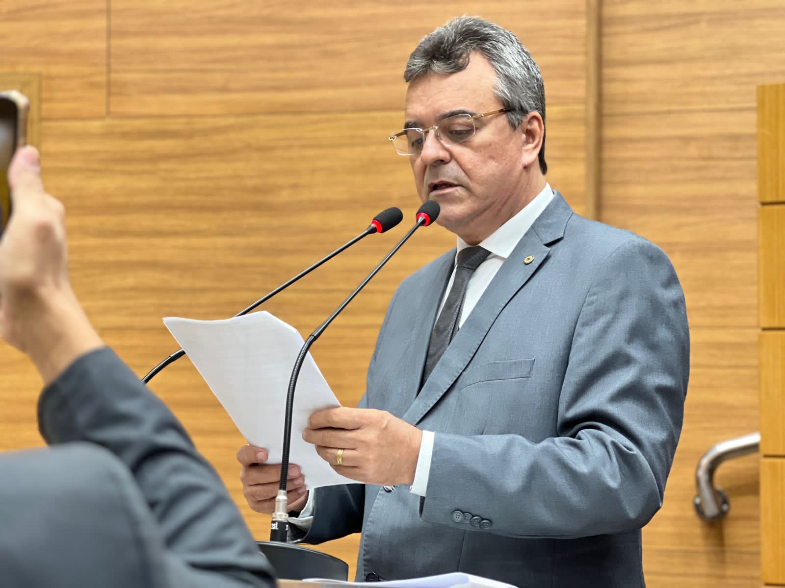 Luciano - Plenário