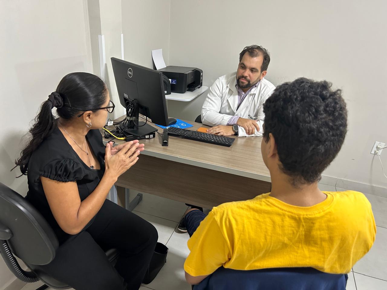 Ambulatório de Escoliose oferece consultas (1)