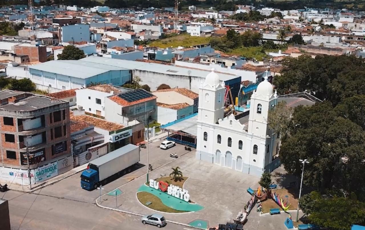 57985348-ced3-402a-aa89-321a62cbbaf0 57985348-ced3-402a-aa89-321a62cbbaf0