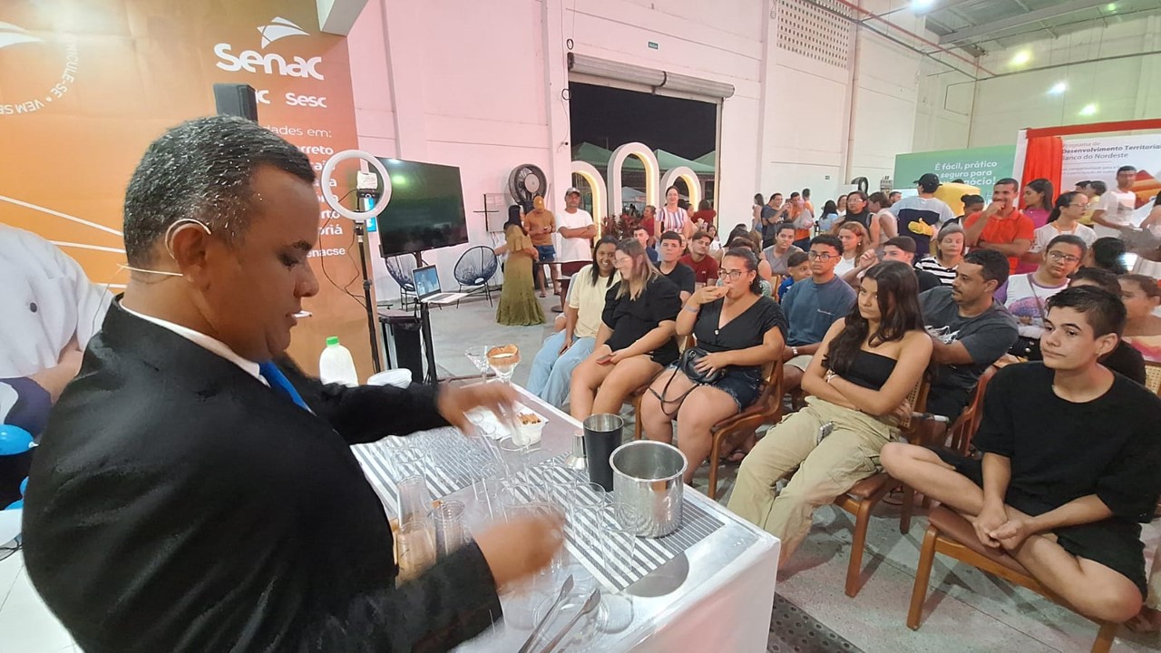 AULA SHOW DRINKS FRUTAS