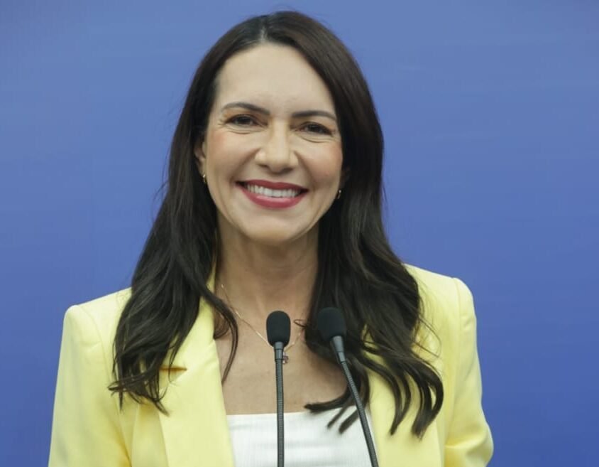 Delegada_Danielle_Debate