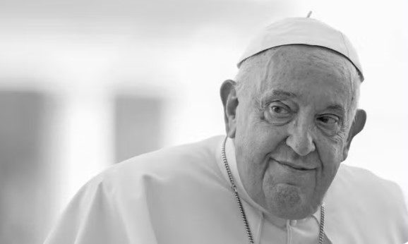 Papa-Franscisco-foto-Vaticano-21042025.jpg-pb